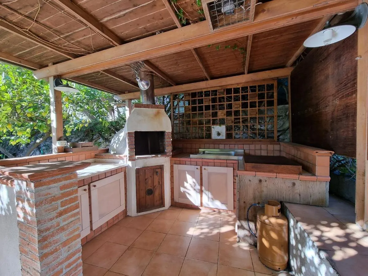 Taormina Garden Villa Holiday home