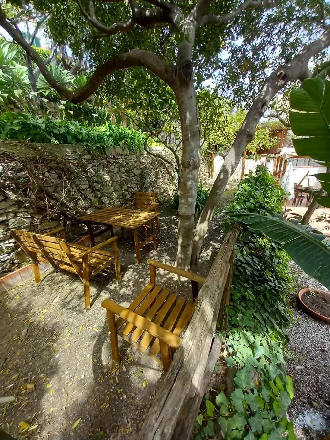 Taormina Garden Villa Holiday home